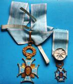 Medailles Commandeur + Officier ~~ Lettres Arts Sciences ~~., Verzamelen, Ophalen of Verzenden, Overige soorten, Lintje, Medaille of Wings