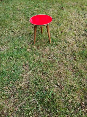 Retro vintage plantentafel bijzettafel tripod formica beschikbaar voor biedingen