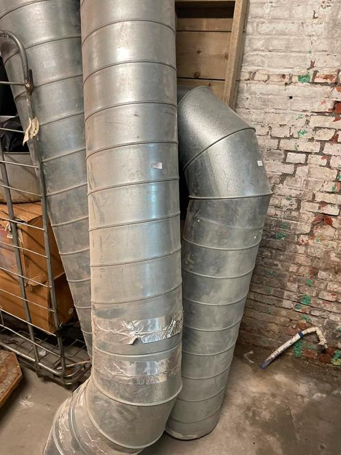 Gebruikte metalen ventilatiebuizen / luchtkanalen, Doe-het-zelf en Bouw, Ventilatie en Afzuiging, Zo goed als nieuw, Ophalen