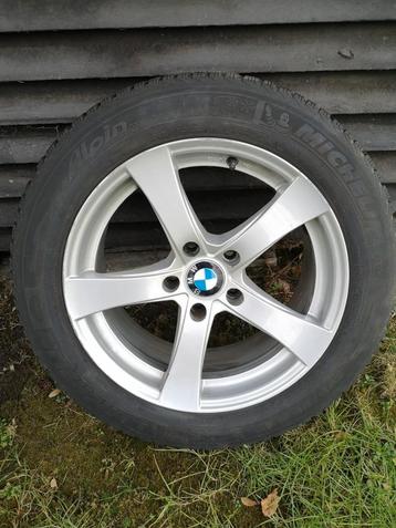  4 gantes  BMW + 4 Pneus neige Michelin Alpin 225/55 R17 101 beschikbaar voor biedingen