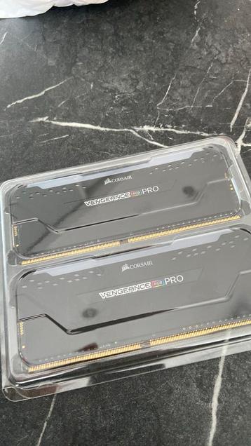 Corsair Vengeance RGB 16gb, Informatique & Logiciels, Mémoire RAM, DDR4, Comme neuf, Enlèvement, Desktop