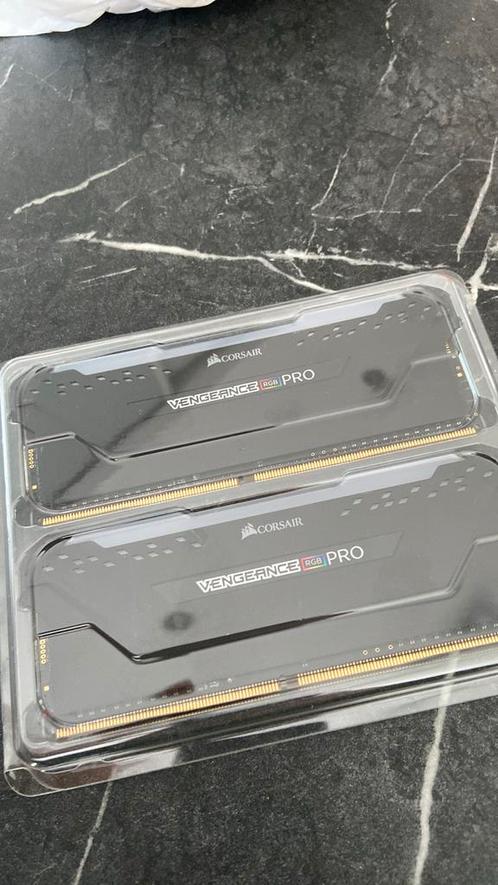 Corsair Vengeance RGB 16gb, Computers en Software, RAM geheugen, Zo goed als nieuw, Desktop, 16 GB, DDR4, Ophalen