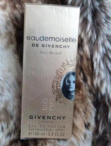 Givenchy bois de oud 100ML euro de parfum de luxe beschikbaar voor biedingen