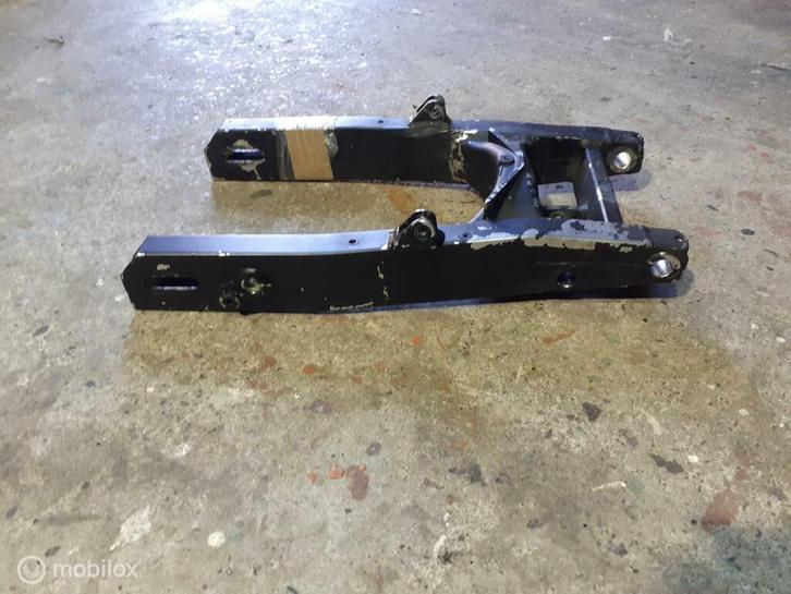 Aluminium achterbrug achtervork Monster 900 750 600 851 888, Motoren, Onderdelen | Ducati, Gebruikt, Ophalen of Verzenden