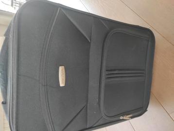 Zwarte handbagage uit stof beschikbaar voor biedingen