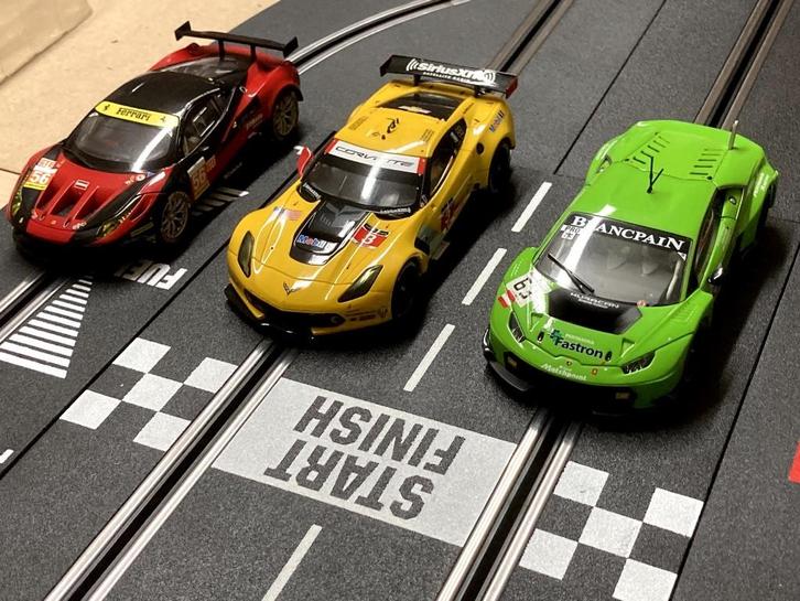 carrera digital 124/132, Kinderen en Baby's, Speelgoed | Racebanen, Zo goed als nieuw, Racebaan, Elektrisch, Carrera, Ophalen