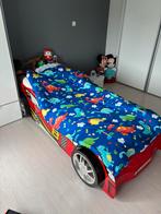 Kinderbed race auto, Kinderen en Baby's, Kinderkamer | Bedden, Ophalen, Zo goed als nieuw, Lattenbodem