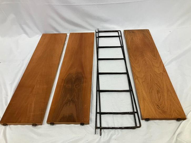 Nisse Strinning vintage wandrek met 3 legplanken, Huis en Inrichting, Woonaccessoires | Wandplanken en Boekenplanken, Gebruikt