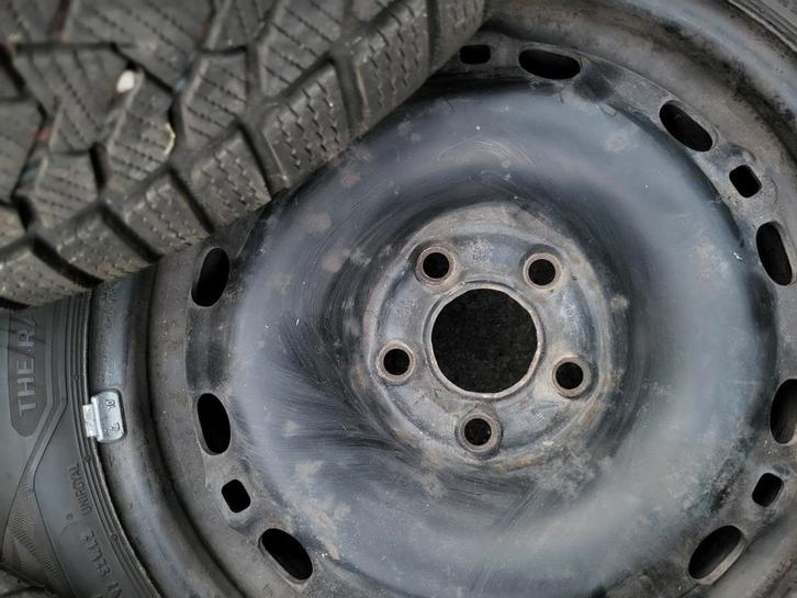 kit pneus hiver 180 60 R15, Auto-onderdelen, Banden en Velgen, Band(en), Winterbanden, 15 inch, Gebruikt, Ophalen