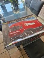 Iveco Ferrari F1 Team Revell, Hobby en Vrije tijd, Modelbouw | Auto's en Voertuigen, Ophalen of Verzenden, Zo goed als nieuw, Revell