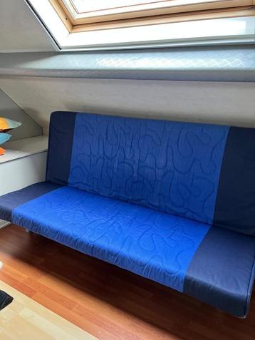 Zetelbed//logeerbed beschikbaar voor biedingen