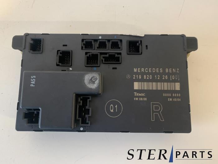 Module verrouillage central des portes d'un Mercedes CLS-Kla, Autos : Pièces & Accessoires, Autres pièces automobiles, Mercedes-Benz