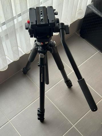 Manfrotto 055XPROB tripod + 501HDV videokop beschikbaar voor biedingen