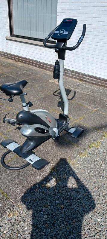Hom trainer als nieuw 5 keer op ge fietst  beschikbaar voor biedingen