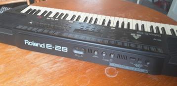 Roland e 28 keyboard, Enlèvement, Utilisé, Roland