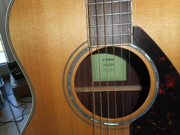 Yamaha Westerngitaar FS830 beschikbaar voor biedingen