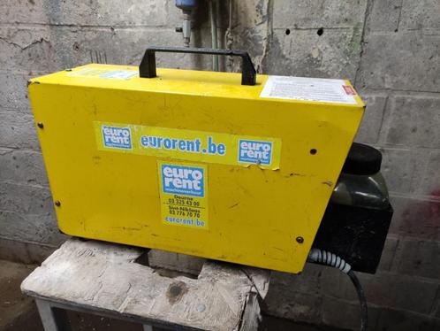 Draagbare rookgenerator 2000 W, Zakelijke goederen, Machines en Bouw | Industrie en Techniek, Ophalen