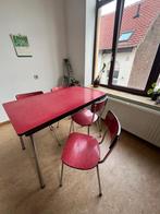 Vintage Formica eettafel en 4 stoelen, Huis en Inrichting, Ophalen, Gebruikt, Formica, rouge, vintage, retro, années 50, années 60
