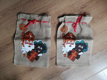 Des sacs Sinterklaas, pour des bonbons et de la mandarine ? disponible aux enchères