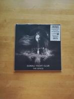 Somali Yacht Club The Space 2xLP Vinyle 33t silver 2022, Cd's en Dvd's, Ophalen of Verzenden, Nieuw in verpakking