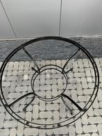 Rond ijzeren tafel onderstel, Ophalen, Gebruikt
