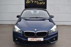 BMW 2 Serie 218 1.5i AT* Leder* 2-zone Airco* PDC V&A* 17" v, Auto's, BMW, 1415 kg, Leder, Bedrijf, 5 deurs
