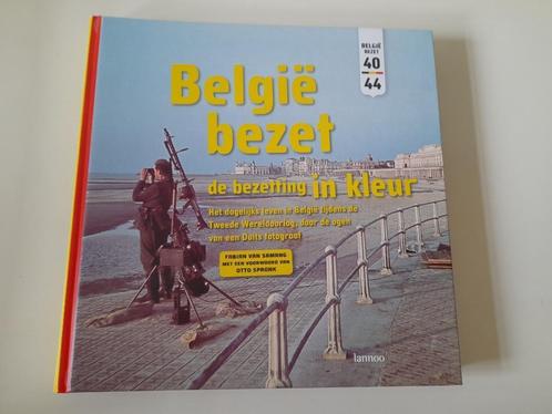 België Bezet - De Bezetting In Kleur - Fabian Van Samang, Boeken, Oorlog en Militair, Zo goed als nieuw, Tweede Wereldoorlog, Ophalen of Verzenden