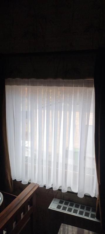 Glasgordijn wit  beschikbaar voor biedingen