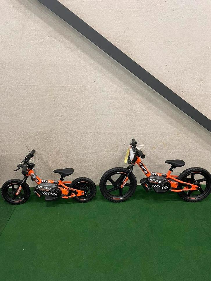 Nieuwe 12 of 16 inch elektrische loopfietsen, Kinderen en Baby's, Speelgoed | Buiten | Voertuigen en Loopfietsen, Nieuw, Loopfiets