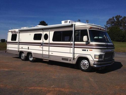 GMC Vogue 2, Caravans en Kamperen, Mobilhomes, Particulier, Bus-model, tot en met 4, Benzine, 8 meter en meer, Ophalen