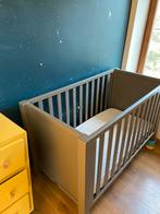 Babybed Quax inclusief matras Baby Medical, Kinderen en Baby's, Ophalen, Gebruikt, Ledikant