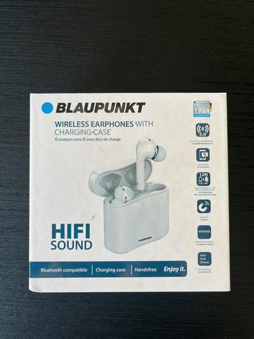 Blaupunkt wireless earphones with charging case