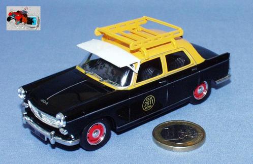 Altaya 1/43 : Peugeot 404 Taxi Buenos Aires 1965, Hobby & Loisirs créatifs, Voitures miniatures | 1:43, Neuf, Voiture, Universal Hobbies