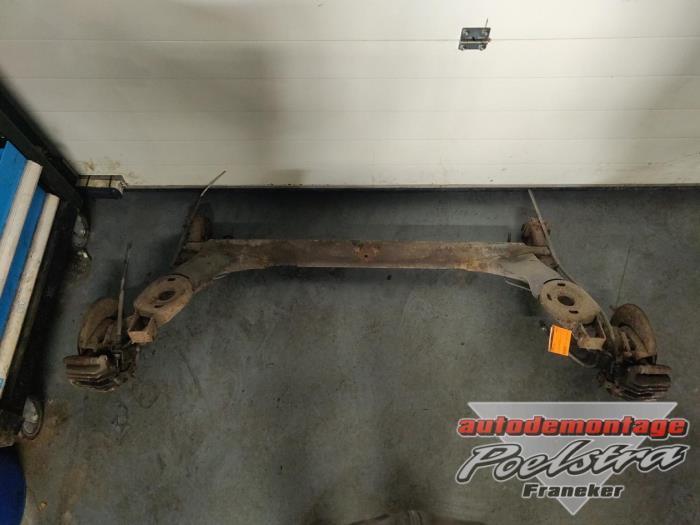 Pont arrière d'un Volkswagen Golf, Autos : Pièces & Accessoires, Suspension & Châssis, Volkswagen, Utilisé, 3 mois de garantie