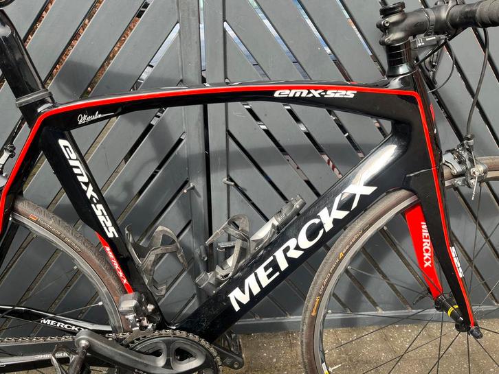 Eddy Merckx EMX-525 -Ultegra DI2- Carbone Taille 56, Vélos & Vélomoteurs, Vélos | Vélos de course, Comme neuf, Plus de 20 vitesses
