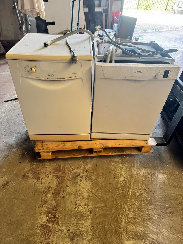 2x vaatwasser, Elektronische apparatuur, Vaatwasmachines, Ophalen, Zo goed als nieuw