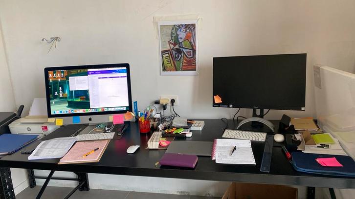 Grote bureau/tafel desgewenst bijzettafeltje, Huis en Inrichting, Bureaus, Zo goed als nieuw, Hout, Zwart, Ophalen