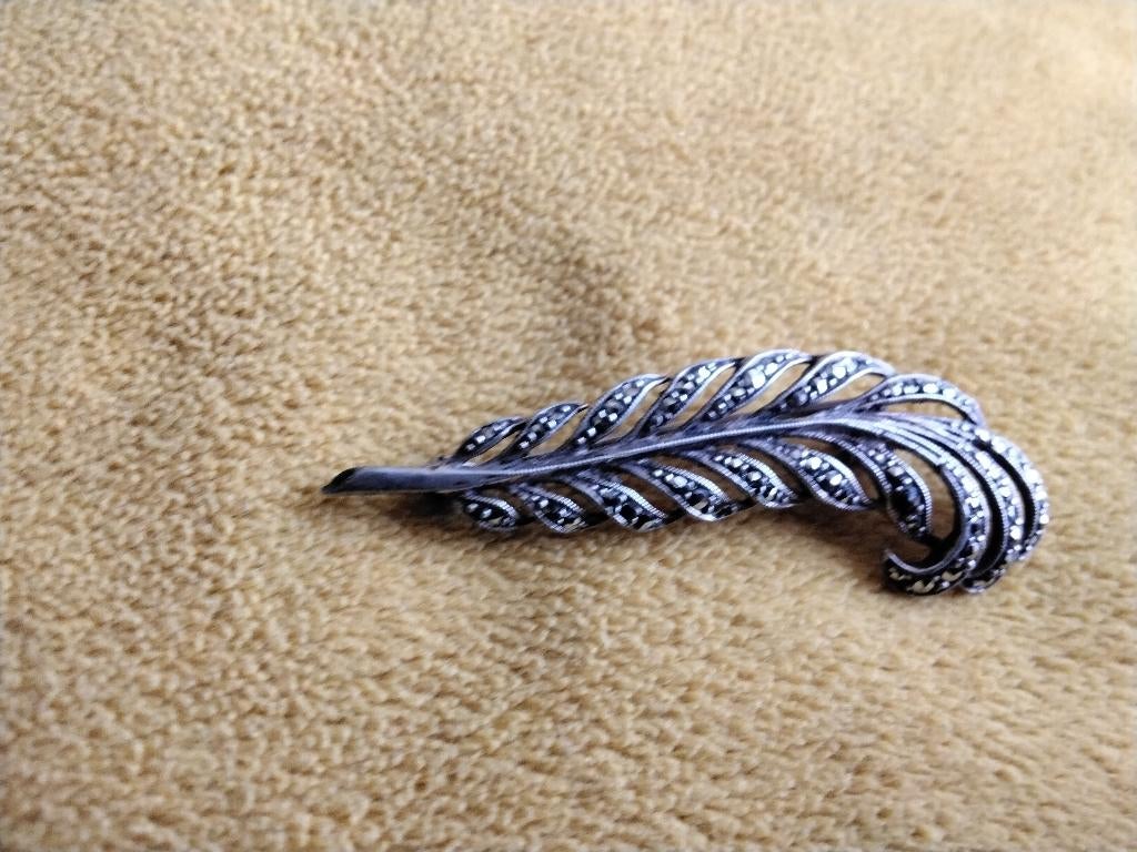 Ancienne broche en argent, Enlèvement, Argent, Broche, Avec pierre précieuse