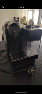 Machine à café, Electroménager, Enlèvement, Utilisé, Dosettes et capsules de café, Réservoir d'eau amovible