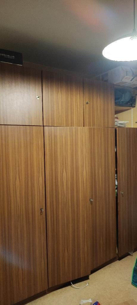 Garde Robe 4 portes, Maison & Meubles, Armoires | Penderies & Garde-robes, Comme neuf, 150 à 200 cm, Avec porte(s), Avec espace de penderie