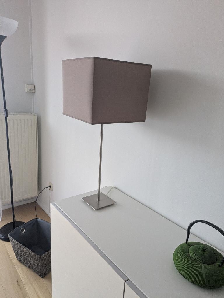 Lampe sur pied taupe Ikea, Maison & Meubles, Enlèvement, Comme neuf, Tissus