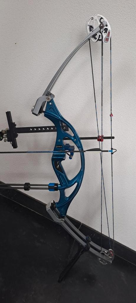 rechtse compoundboog Hoyt Ultra Sport, Sport en Fitness, Handboogschieten, Ophalen of Verzenden