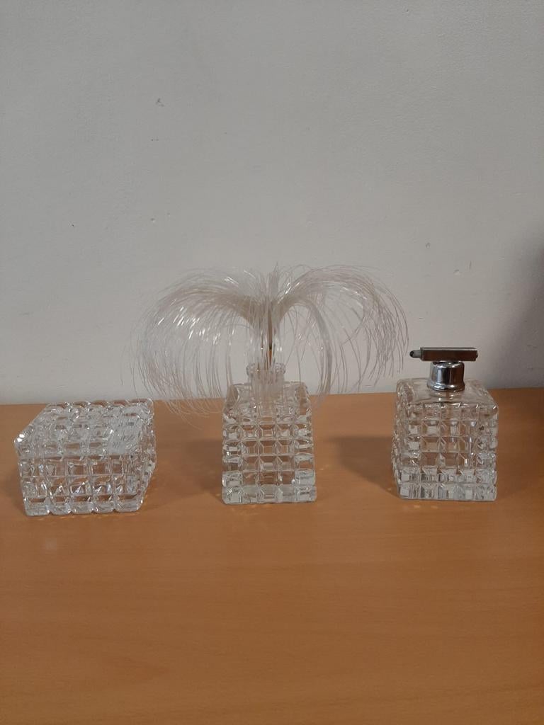 Magnifique ensemble de toilette vintage en cristal, Antiquités & Art, Antiquités | Verre & Cristal, Enlèvement ou Envoi