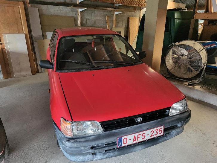 Toyota Starlet 1990, Auto's, Toyota, Particulier, Starlet, Benzine, 3 deurs, Handgeschakeld, Rood, Voorwielaandrijving, Ophalen