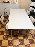Retro tafel met stoelen, Ophalen, Zo goed als nieuw