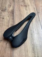 Zadel Selle Italia Superflow, Fietsen en Brommers, Fietsonderdelen, Ophalen, Zo goed als nieuw, Zadel
