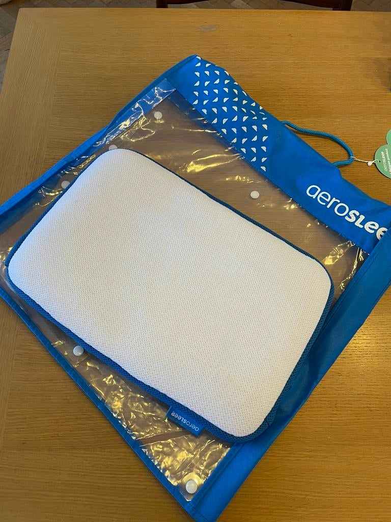 Aerosleep hoofdkussen, Ophalen, Jongetje of Meisje, Wit, Zo goed als nieuw