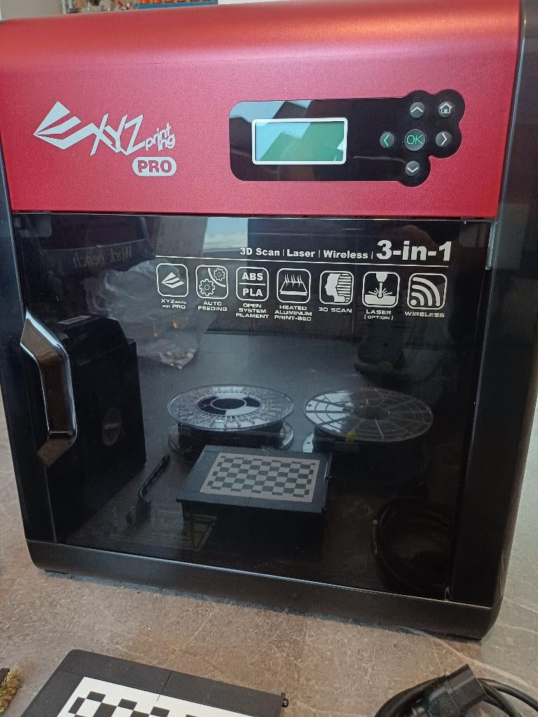 XYZ Printing Pro 3D printer in nieuwstaat + 3x filament etc, Computers en Software, 3D Printers, Ophalen, Ingebouwde Wi-Fi, Filament