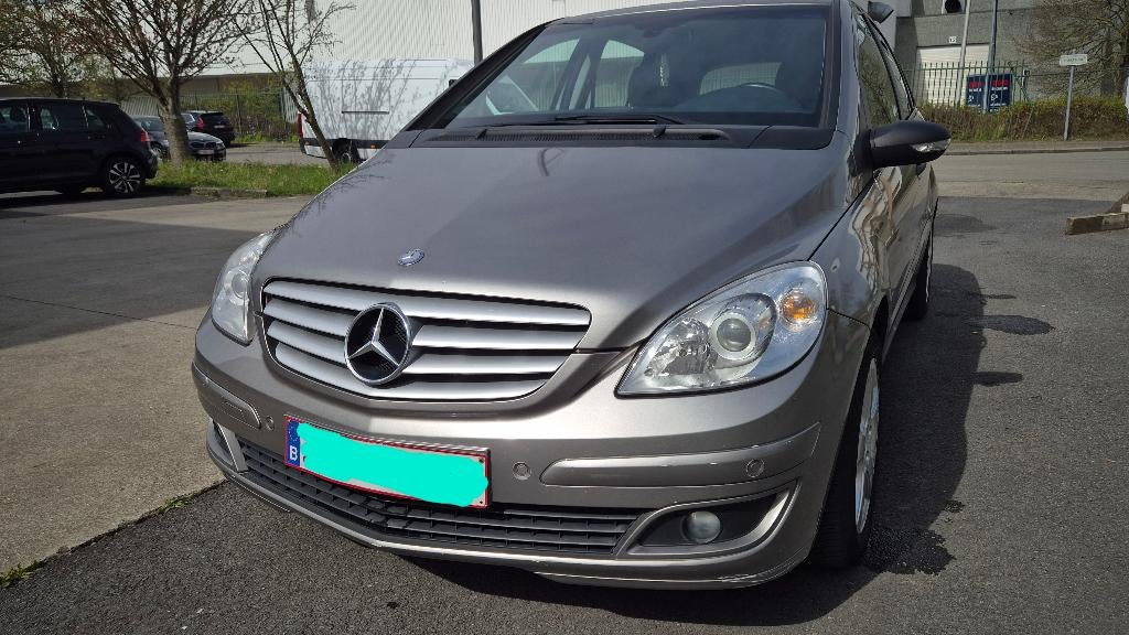 Mercedes-Benz B200, Autos, Mercedes-Benz, Particulier, Classe B, Vitres électriques, Essence, Euro 4, Break, 5 portes, Boîte manuelle