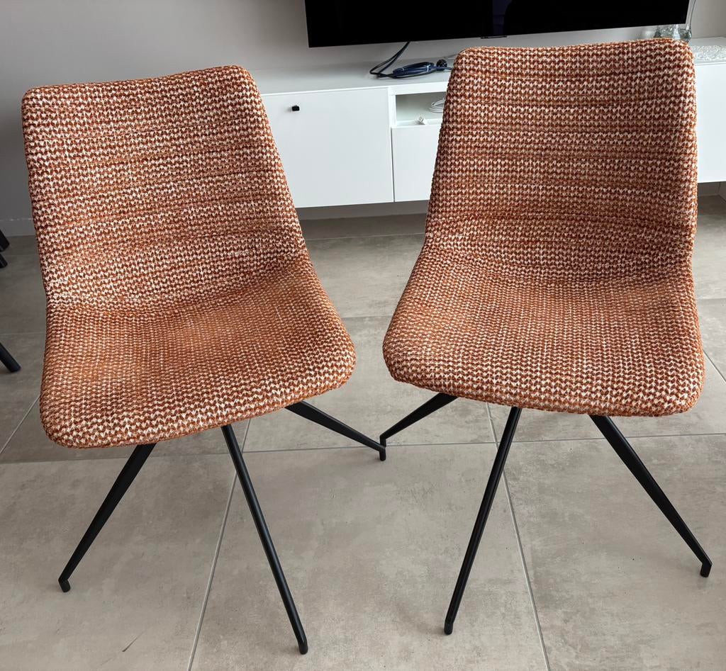 Set van 2 stoelen (oranje/wit), met draaiende zit, Huis en Inrichting, Stoelen, Zo goed als nieuw, Twee, Metaal, Stof, Overige kleuren